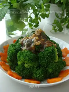 Pelican broccoli