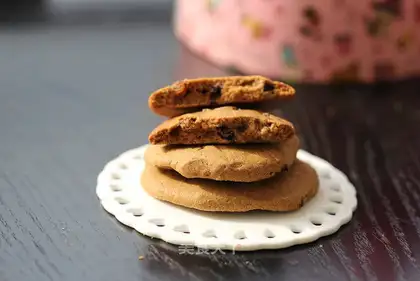 Chocolate raisins