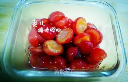 Sugar cherries