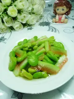 Watermelon peeled the beans