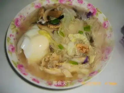 Big white chicken noodles