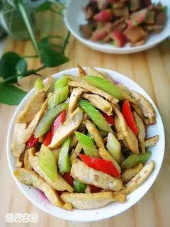 Celery fried beans