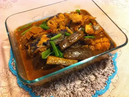 Spicy catfish eggplant