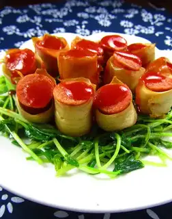 The apricot sausage roll