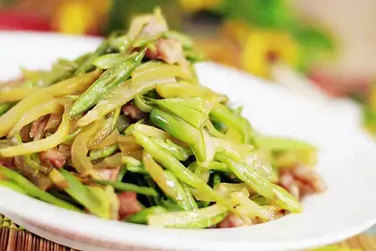 Bean bean swirling and meat