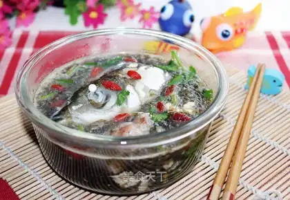 Fish-head pickles and egg soup