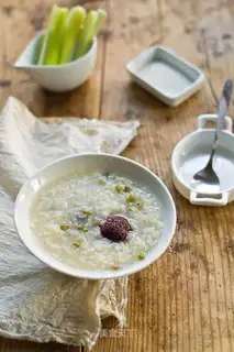 Yang Mei Green Bean Porridge