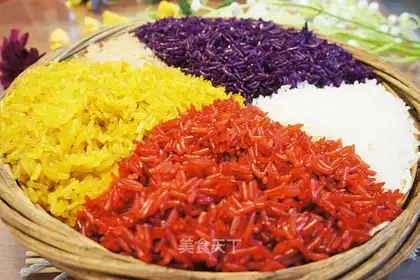 Five-colour rice