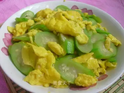 Smelt fried eggs