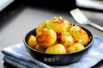 Chew, potatoes