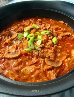 Korean pickles, fat cow pot
