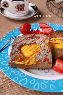 Black sesame toast