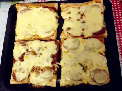 Toast pizza