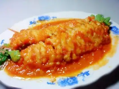 Fish with tomato sauce