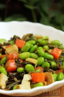 stir-fried edamame with radish and vegetable