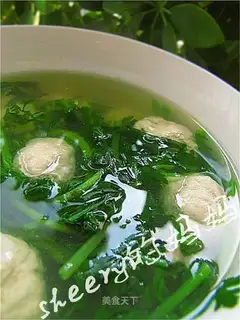 chrysanthemum meatballs soup