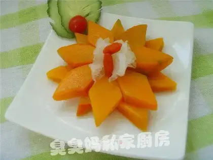 Pumpkin with ice sauce