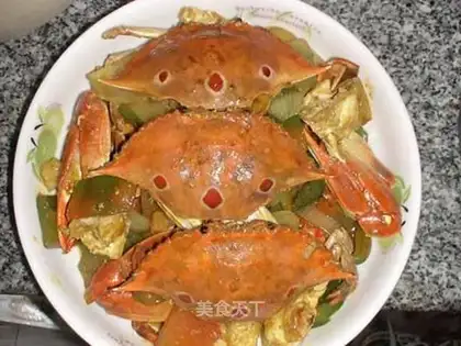 stir-fried crab in curry