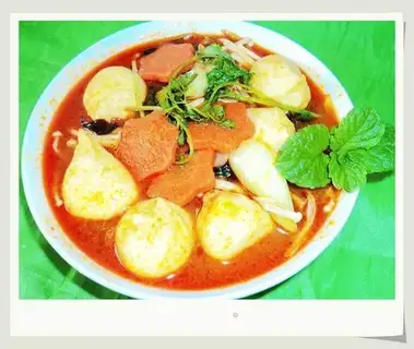 Hot and sour fish with eggs