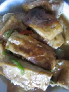 Home-cooked fried tofu