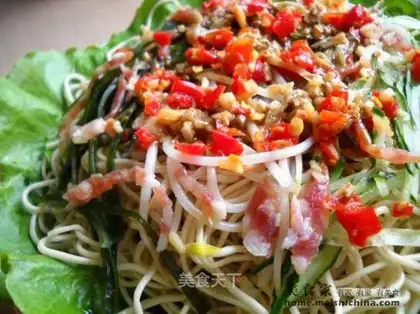 Colorful cold noodles