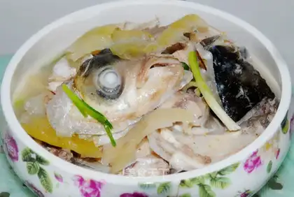 Fish Head in Sour Soup