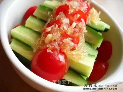 Cucumber in honey pomelo juice