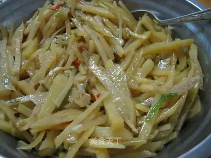 Vinegar shredded potatoes