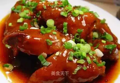 braised pork trotters