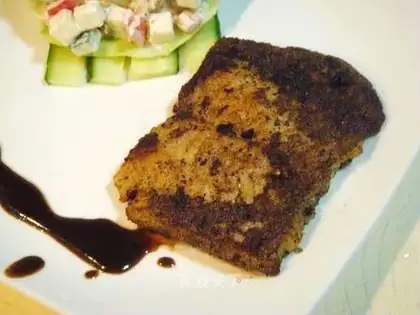 Pan-fried fish fillet with black pepper