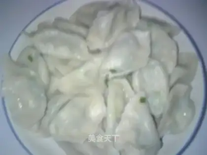 Leek and egg dumplings