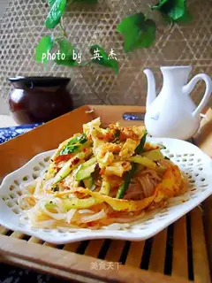 A cucumber egg mix fan