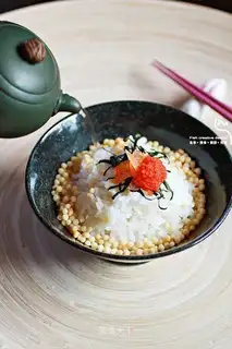 Flying fish seed tea and rice