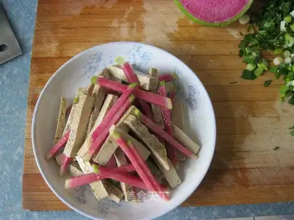 Rhodish tofu