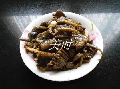 Red-burned mackerel