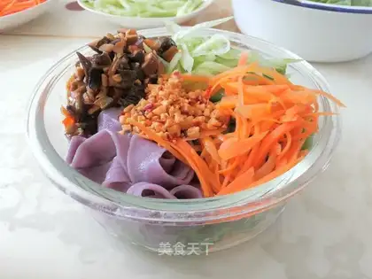 Colored noodles