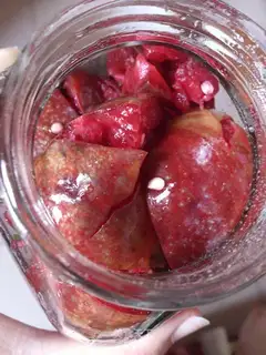 Spicy plums