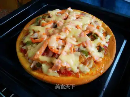 Shrimp salmon pizza
