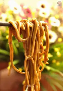 Hot dry noodles