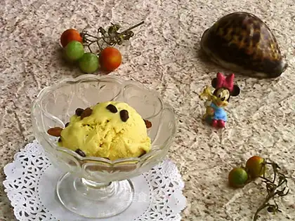 Mango ice cream