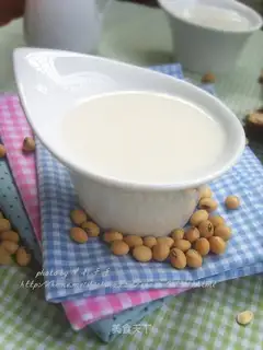 Oatmeal milk