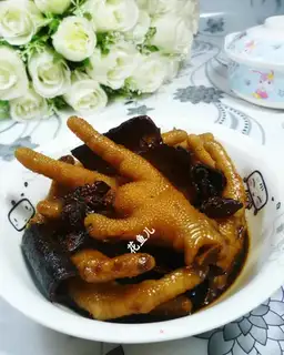 Chicken claws