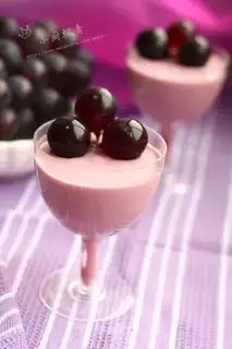 Wine cream mousse