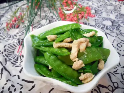 Chicken fried Dutch beans