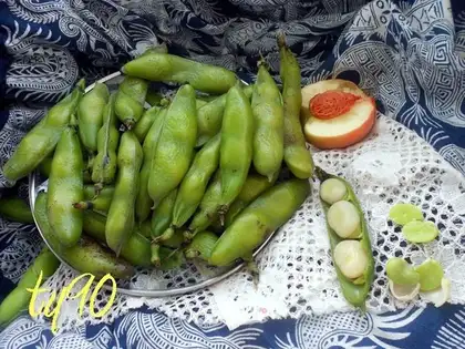 Boiled beans