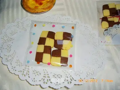 Double Chess Grid