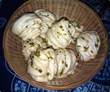 Onion rolls