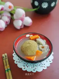Monkey-head mushroom-leung bone soup