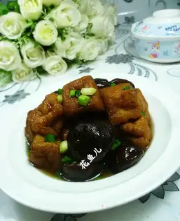 Tofu with mushrooms