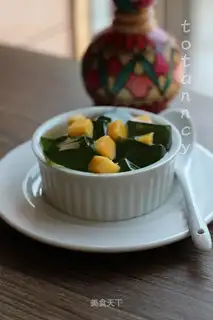 Tea and fruit powder